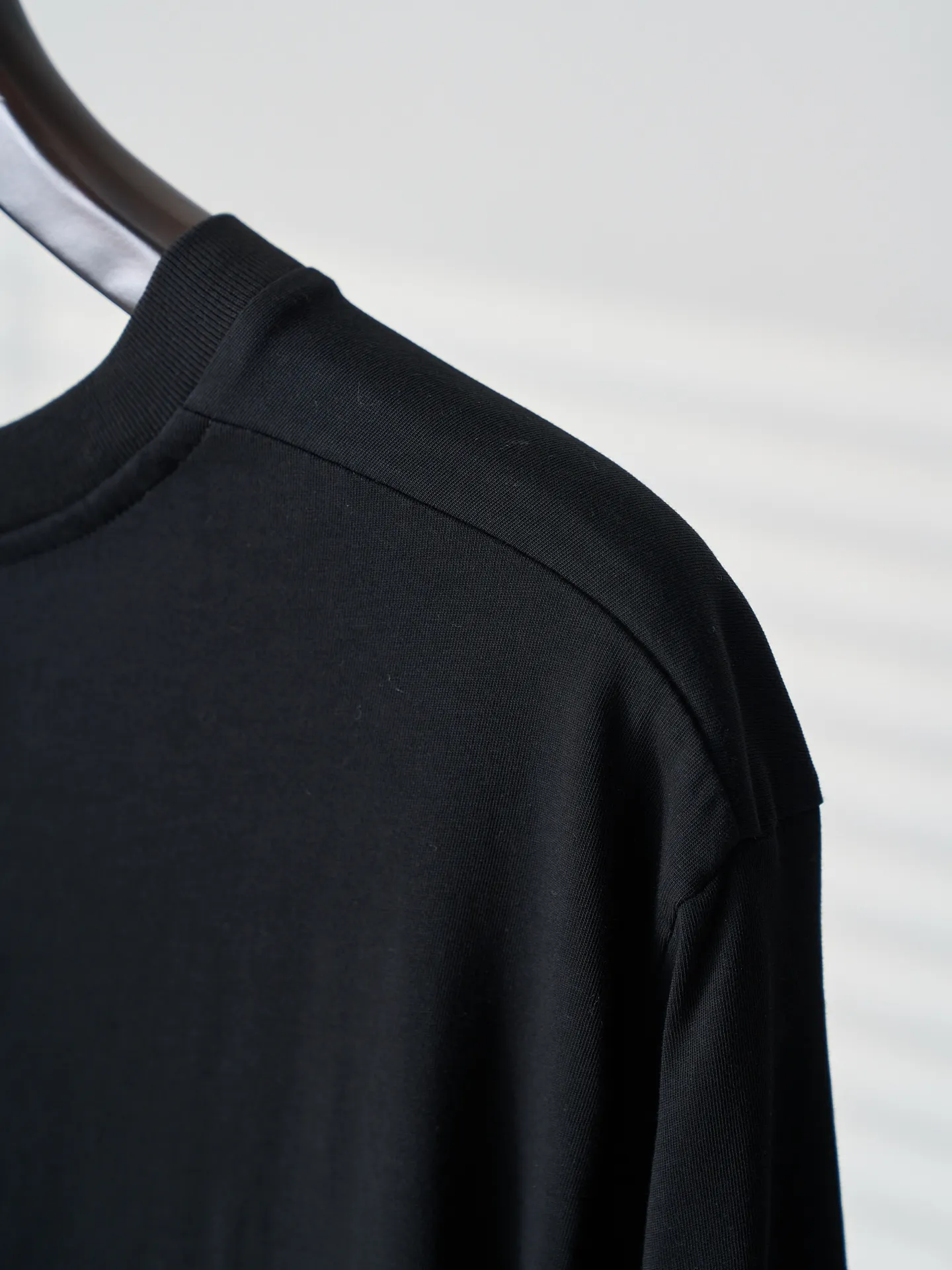 MONCLER/ T 【In Stock】S M L XL Authentic 4581 ，100% 180 ，1*1 260 ， ， ， 1：1 ， 1：1